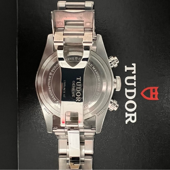 Tudor Black Bay Chrono - Picture 10 of 14